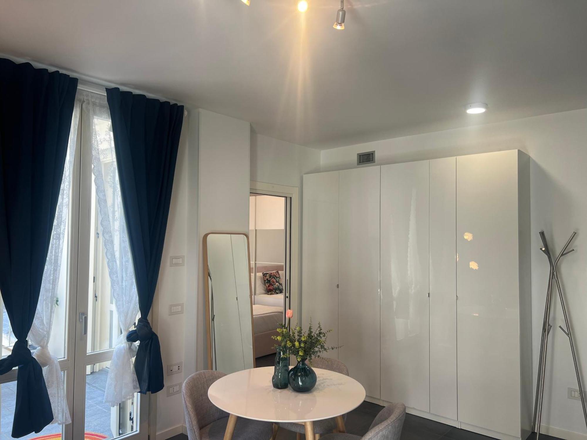 Regina Milano In Melegnano - Wifi, Breakfast Box And Terrace Apartment Exterior photo