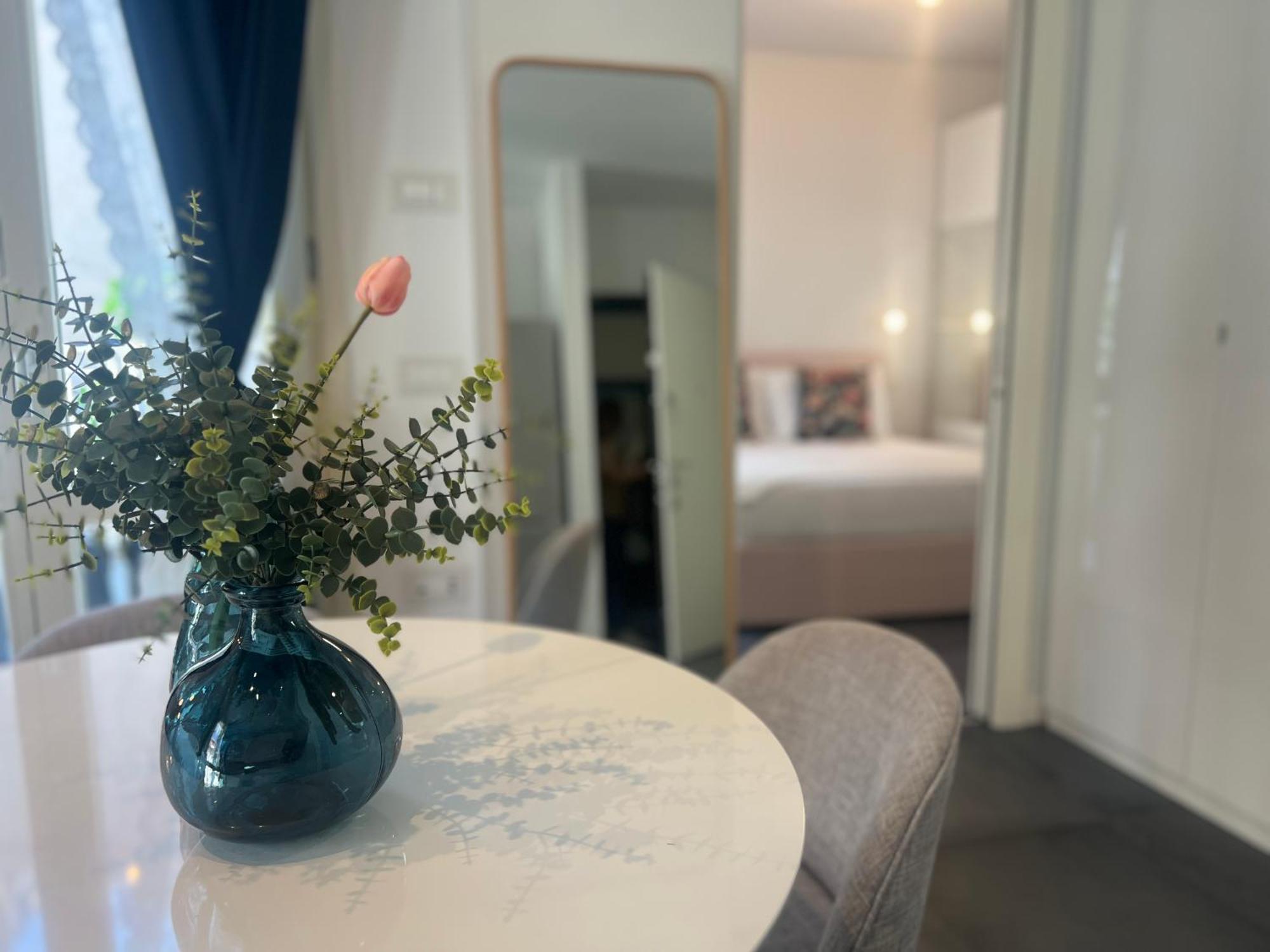 Regina Milano In Melegnano - Wifi, Breakfast Box And Terrace Apartment Exterior photo