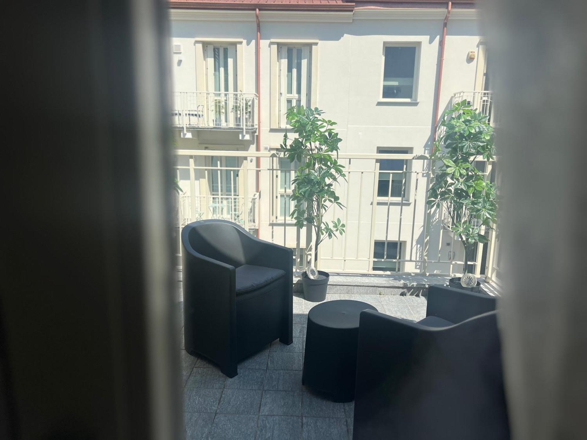 Regina Milano In Melegnano - Wifi, Breakfast Box And Terrace Apartment Exterior photo
